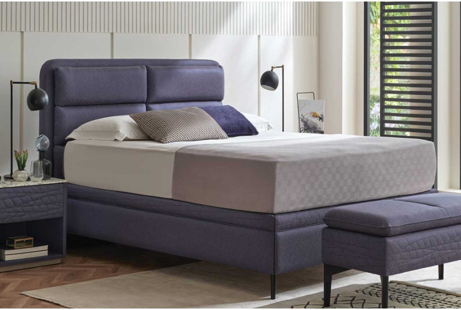 BOTANIC franciaágy, ülőkével, éjjeliszekrénnyel