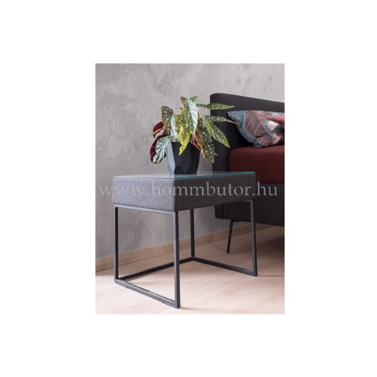 CATANIA éjjeliszekrény