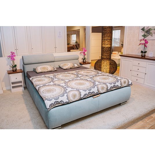 CELEBRATION franciaágy