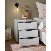 PIRAN éjjeliszekrény